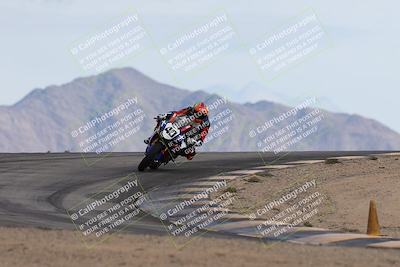 media/Nov-16-2025-Race Pace (Sun) [[8c5fa54630]]/Non Verified Riders (1st 20 Minutes)/6-Turn 12 (2pm)/